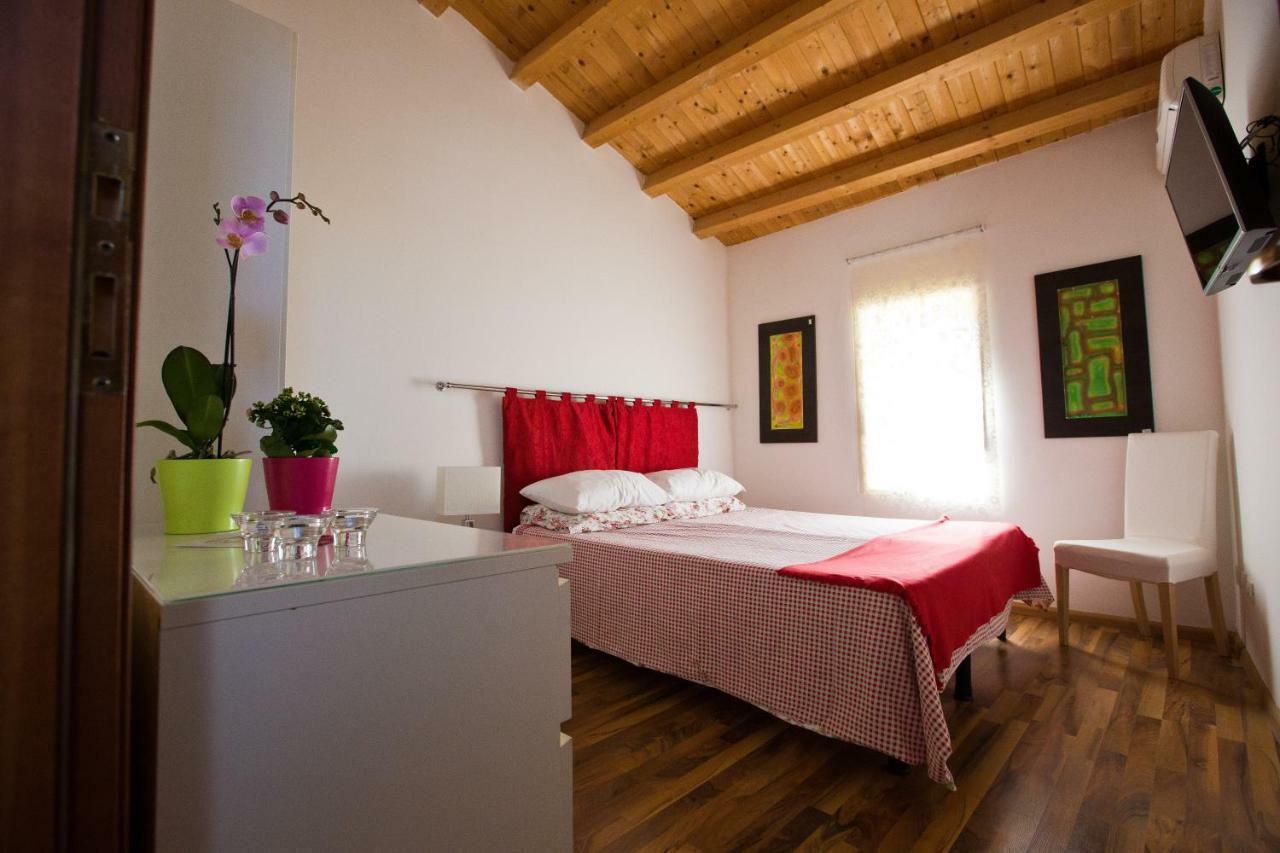 Experience Il Paesino Hotell Licodia Eubea Exteriör bild