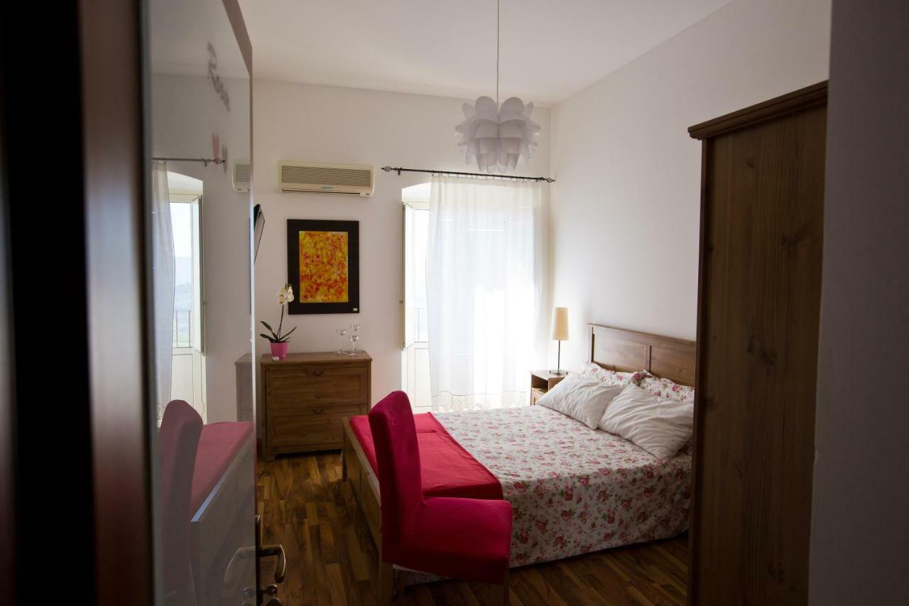 Experience Il Paesino Hotell Licodia Eubea Exteriör bild