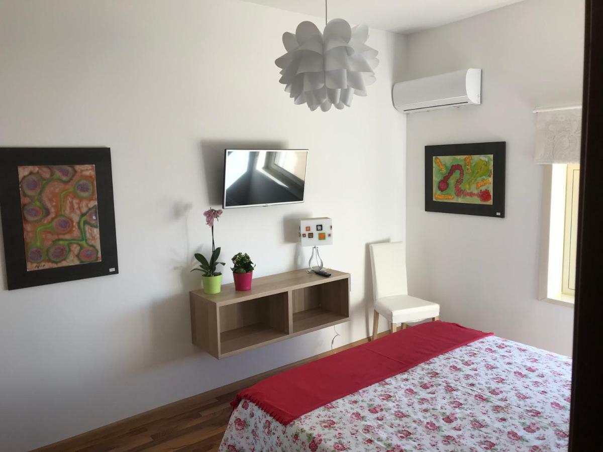 Experience Il Paesino Hotell Licodia Eubea Exteriör bild