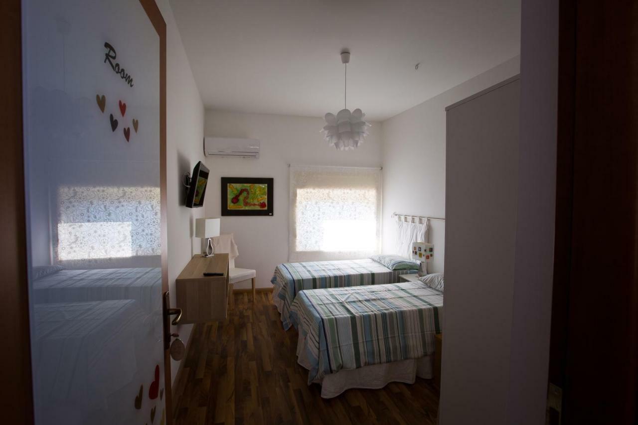 Experience Il Paesino Hotell Licodia Eubea Exteriör bild