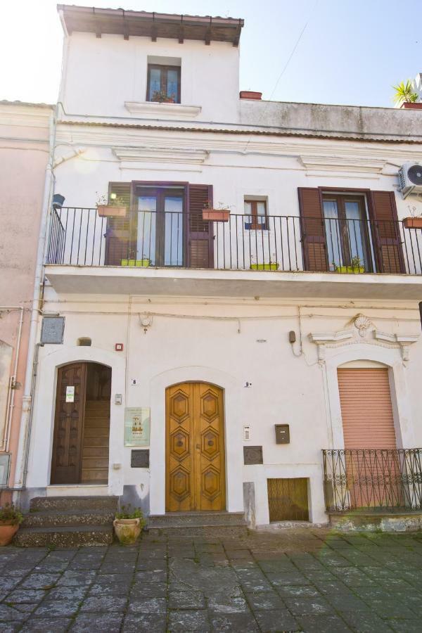 Experience Il Paesino Hotell Licodia Eubea Exteriör bild